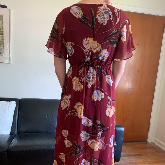 High-Low Midi Dress - Picture 4 of 5